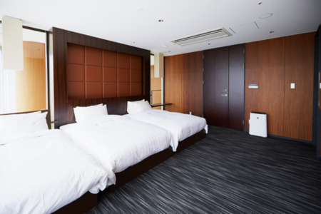 ＜9階＞セミダブル2台、シングル1台