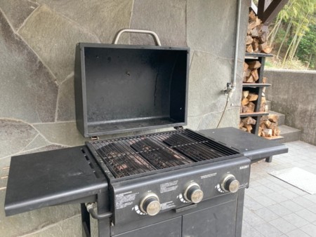 炭いらずのガス台で、豪快にBBQしよう