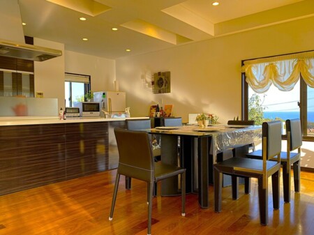 リビングダイニング